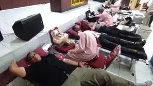 Donor-darah-polres-Blitar-Kota.jpg