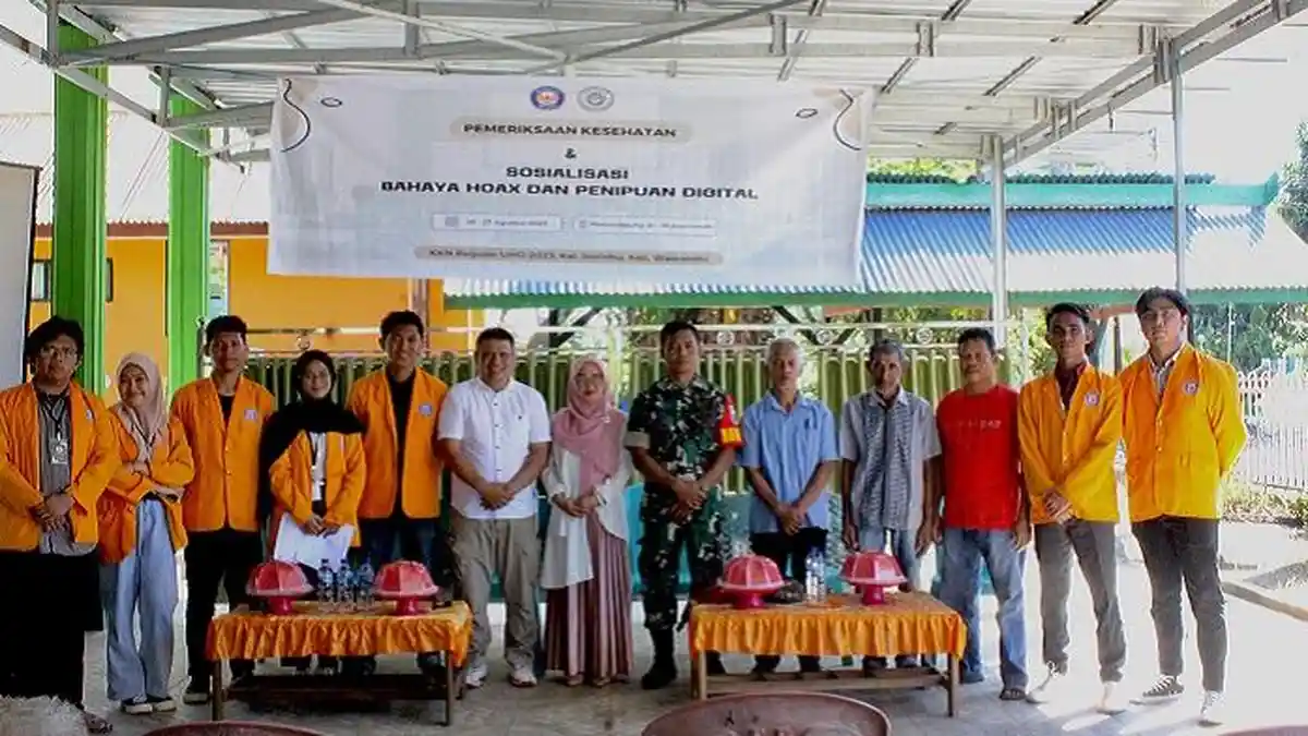 Tips Terhindar Hoax dan Penipuan Digital Dibagikan Mahasiswa KKN Reguler UHO Kendari ke Warga Konawe