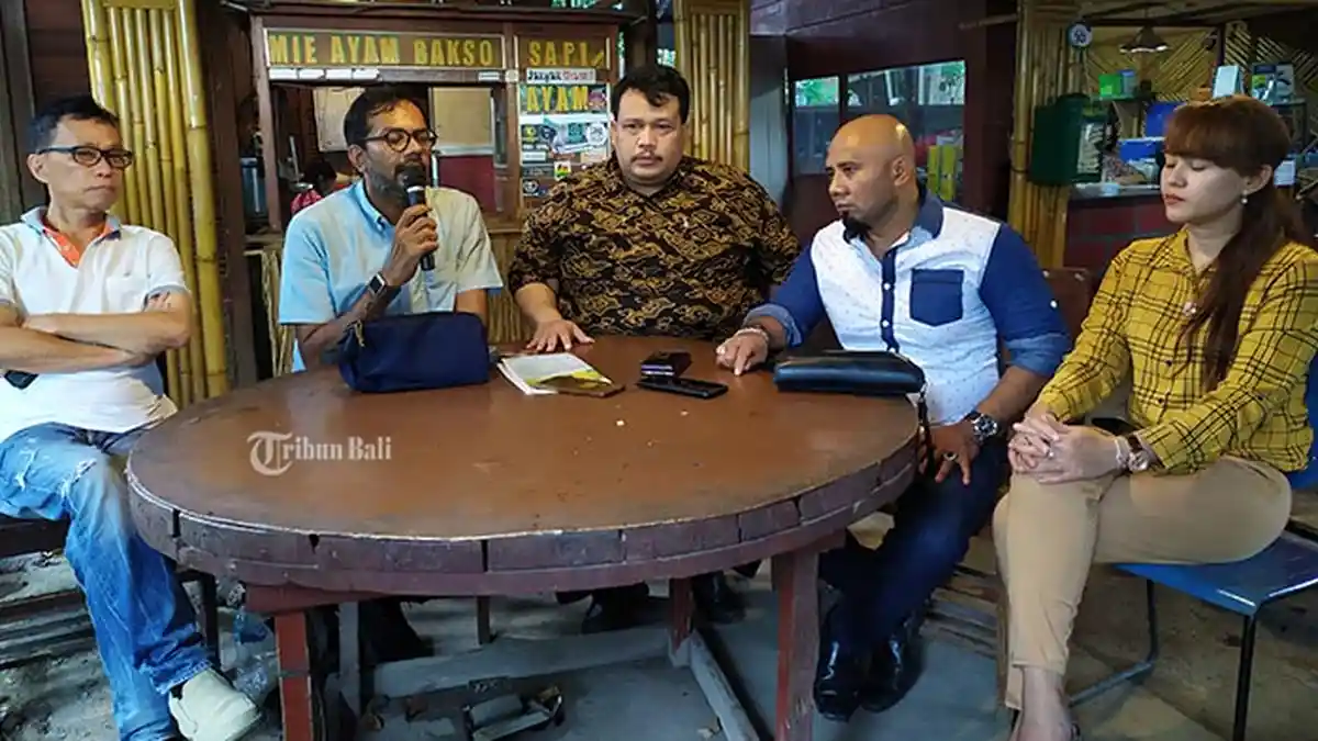 Penanganan Perkara Sandoz Dibawa ke Mabes Polri, Haris Azhar Tantang Mangku Pastika