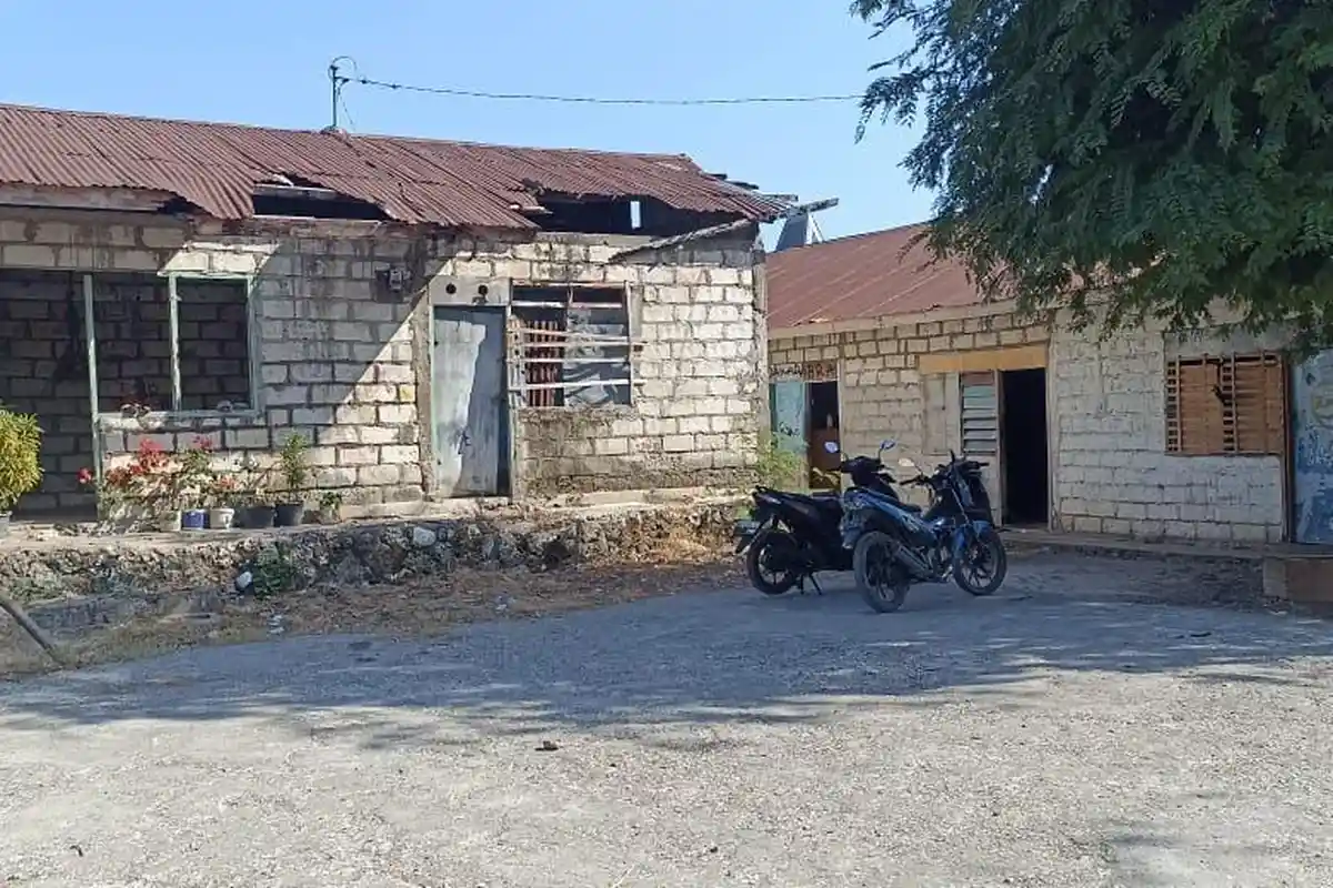 Prihatin, Bangunan Asrama Pemda Sikka di Kupang NTT Rusak Parah