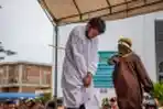 Warga Saksikan Hukuman Cambuk Kasus Liwath di Aceh