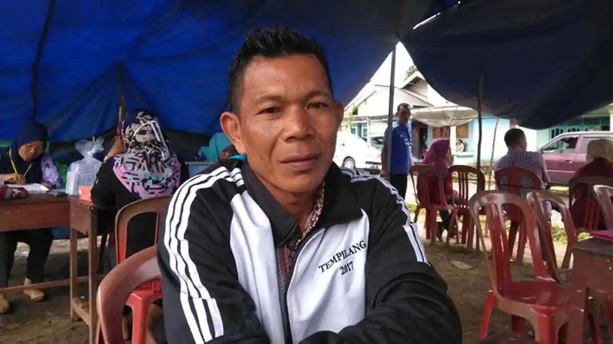 Ketua KPPS Taufan Satu per Satu Datangi Rumah Warga Desa Sangku Agar Datang Mencoblos