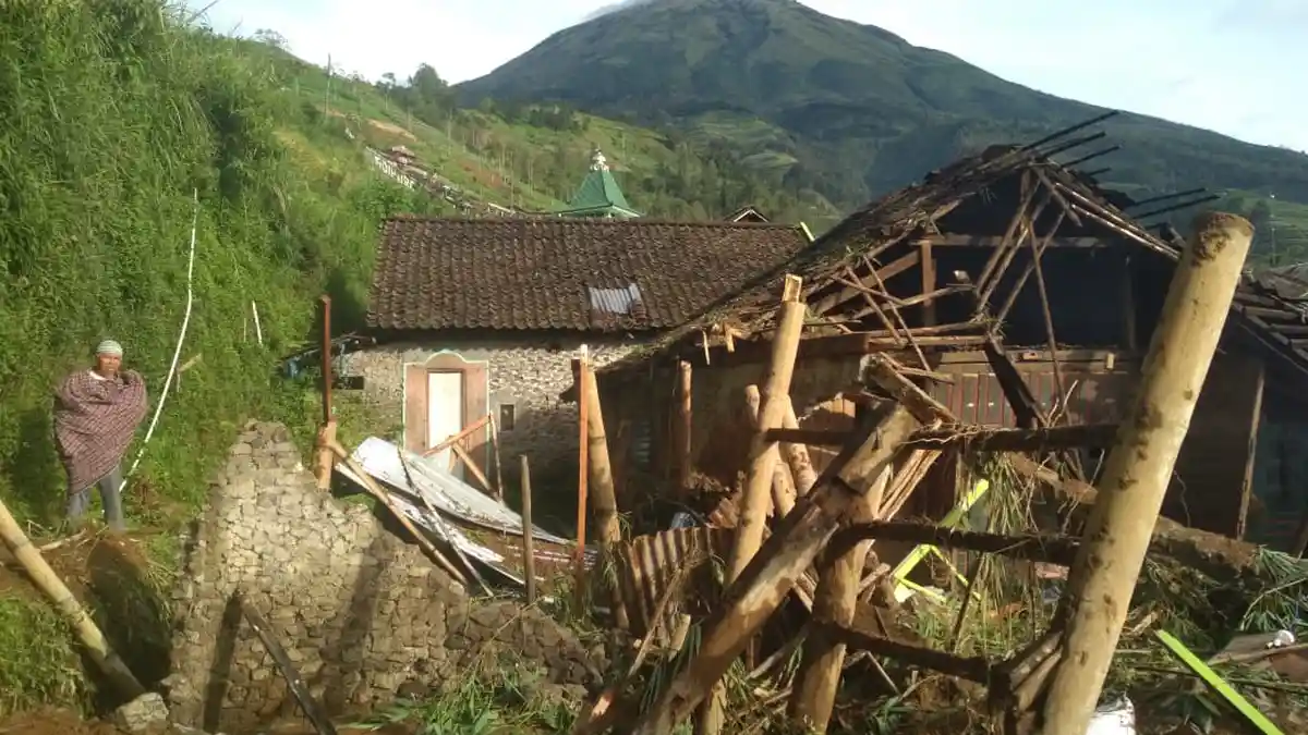 Dua Hari Dilanda Hujan, Puluhan Titik Longsor Tersebar di Magelang