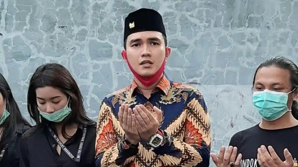 Pasca Sentil Konten Dinar Candy, Aldi Taher Sebut Dirinya Ustaz, Sesumbar Ngaku Tak Berbuat Maksiat