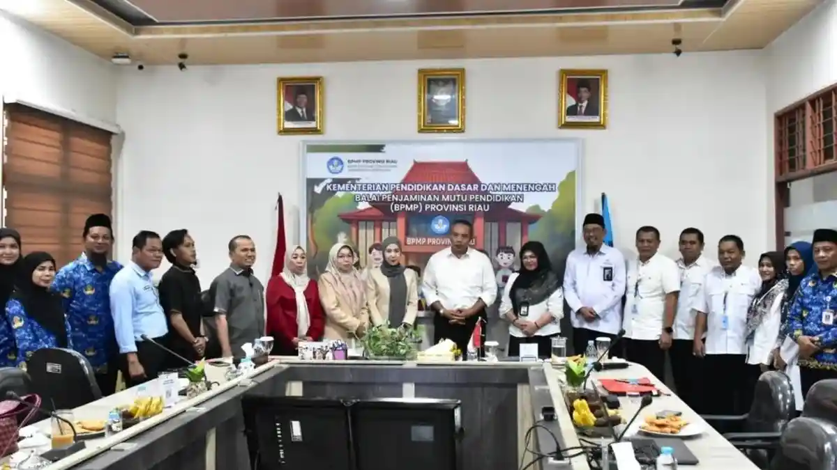 Komisi III DPRD Pekanbaru Kunjungi BPMP Riau Bahas Kesiapan SPMB 2026 ...
