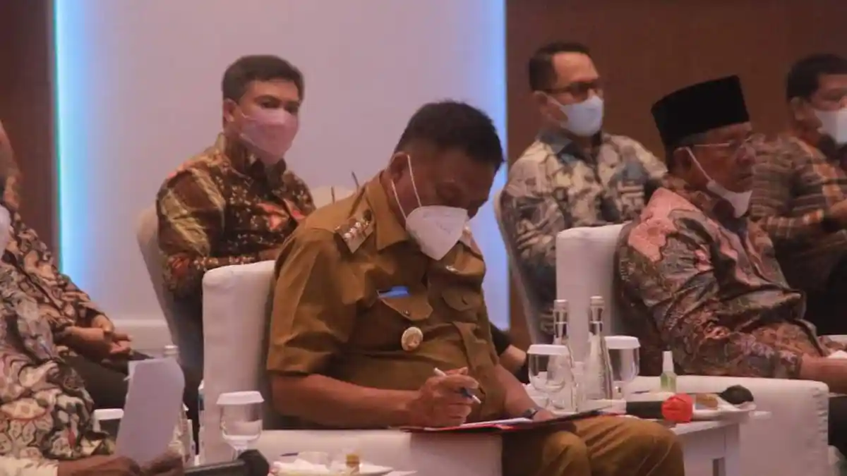 Gubernur Olly Dondokambey Keluarkan Surat Edaran, Pangkas Jam Kerja PNS di Bulan Puasa