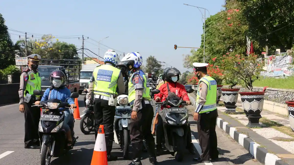 Masyarakat Terdampak Pandemi Covid-19 Dapat Bantuan Pangan Gratis