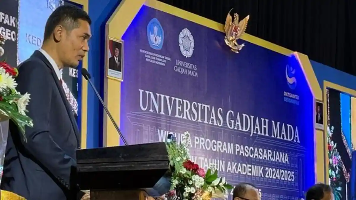 Plt Sekda Aceh Hadiri Wisuda Pascasarjana UGM, Minta Lulusan Beri Kontribusi untuk Daerah Asal