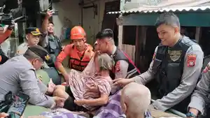 selamatkan-warga-lansia-stroke.jpg
