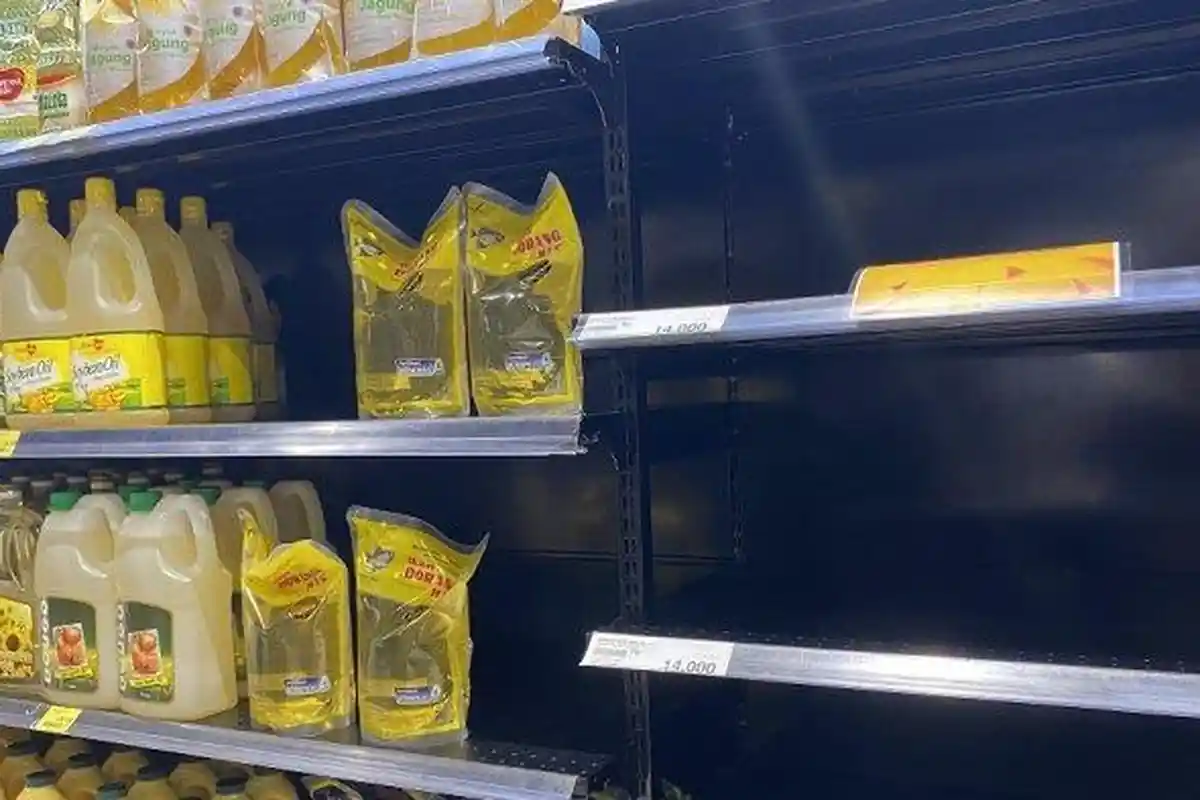 Minyak Goreng Murah Sulit Didapat di Bolmut, Warga Mending Harga Mahal Tapi Stok Tersedia