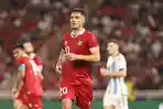 bali/bek-sayap-timnas-indonesia-shayne-pattynama-saat-tampil-di-laga-melawan-argentina-di-fifa-matchday.jpg