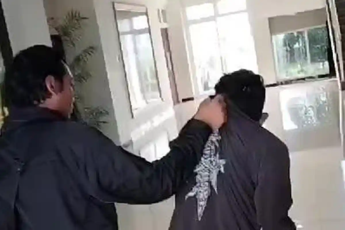 Akhirnya Polisi Ringkus Penjambret yang Sebabkan Emak-emak Meninggal Dunia di Gresik