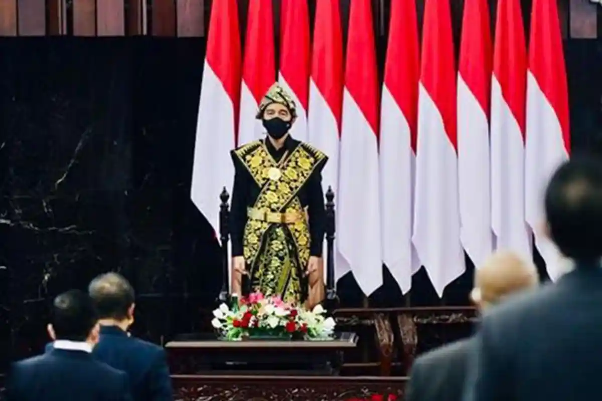 Presiden Jokowi Kenakan Baju Adat Suku Sabu NTT Saat Pidato Kenegaraan di MPR