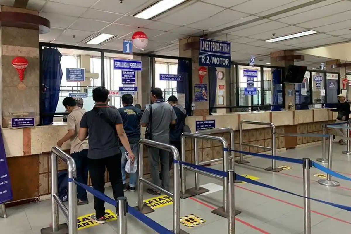 ALHAMDULILLAH! Proses Balik Nama Pajak Kendaraan 2023 Kini Gratis & Tak Perlu Persyaratan yang Rumit