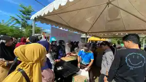 PASAR-MURAH-Suasana-pasar-murah-yang-digelar-pemkab.jpg