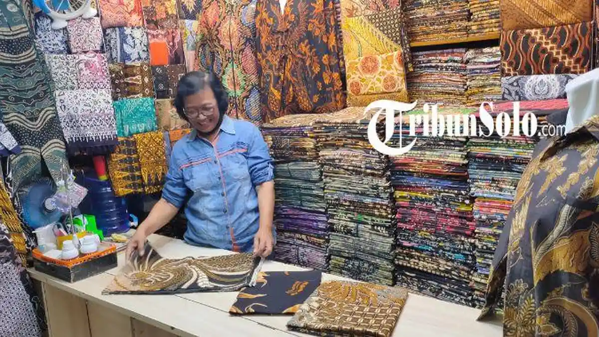Sambat Pengusaha Batik di Solo : Pabrik Potong Kompas, Retail Batik Sepi Pembeli