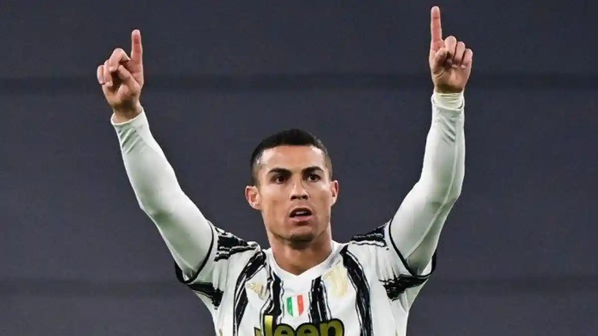 Juventus vs Cristiano Ronaldo: Tuntutan Gaji CR7 Masuki Babak Baru di ...