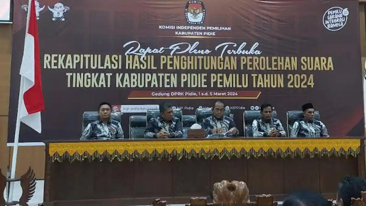 Rekap KIP Pidie, Suara Haji Uma Masih Melambung, Dua Calon Senator Bersaing Ketat