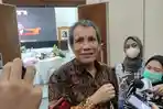 kpk-pahala-nainggolan-saat-ditemui-awak-nih3.jpg
