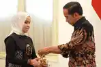 Presiden-Jokowi-turut-kagum-dengan-kemampuan-bernyanyi-Putri-Ariani.jpg