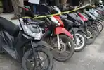 AF Manfaatkan Kelengahan Korban, Gasak Motor Petani yang Kuncinya Tertinggal