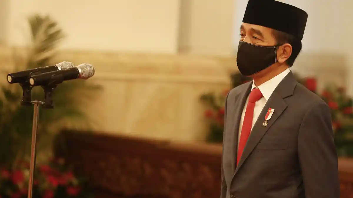 Minta Evaluasi PSBB Dilakukan Ketat dan Efektif, Jokowi: Mana yang Kebablasan Mana yang Kendor