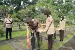 Kapolres-Bogor-AKBP-Rio-Wahyu-Anggoro-memimpin-ziarah-dan-tabur-bunga.jpg