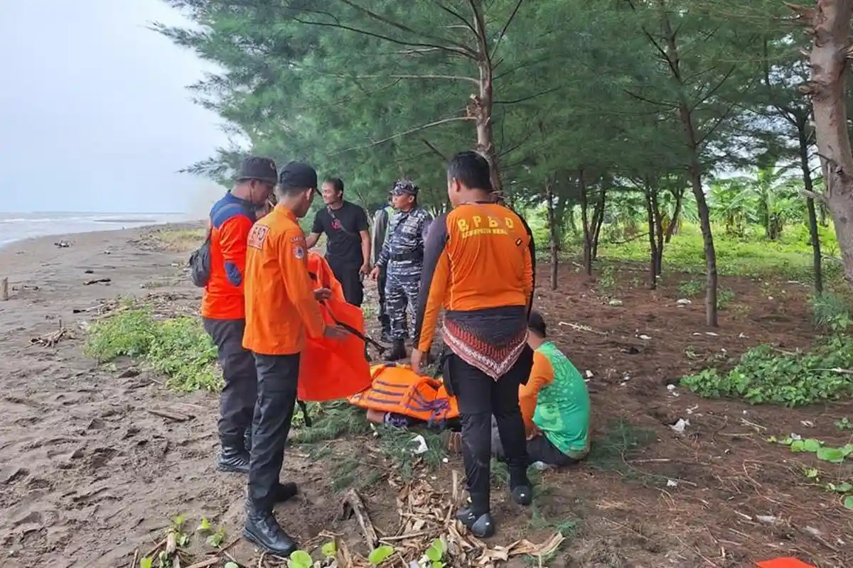 Tragedi di Sungai Pantai Indah Kemangi Kendal: Dua Nyawa Melayang, Sang Penolong Ikut Tenggelam