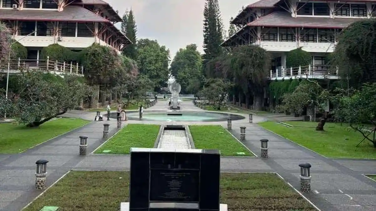 Farmasi UMP–ITB Hadirkan Skema Pendidikan Berjenjang dan Terintegrasi