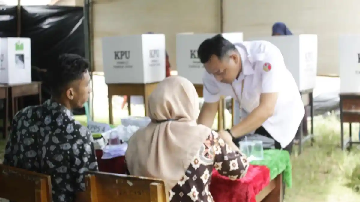 Bawaslu Temukan Kekurangan Surat Suara di TPS Bangka Barat, Paling Banyak DPD