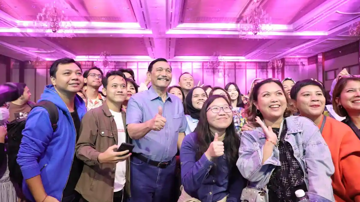 LUHUT: Saat Ini Saya Sudah Mendapatkan Izin Beraktivitas, Jangan Percaya Foto-foto Hoaks Bertebaran