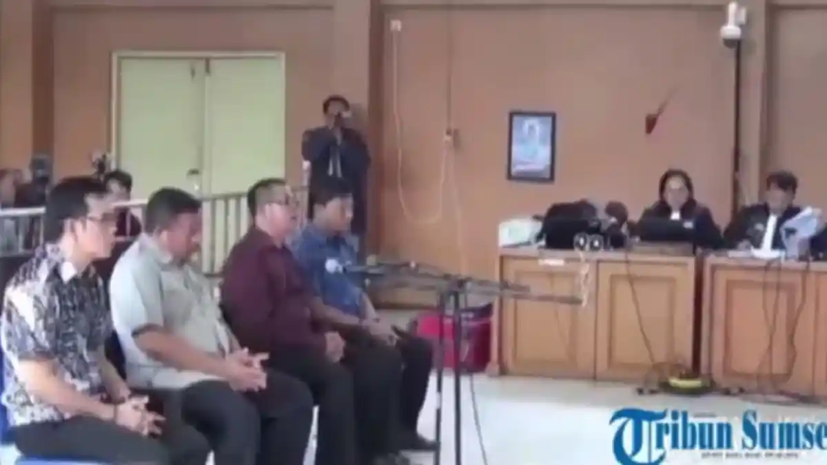 Suap LKPJ, KPK Tahan 6 Anggota DPRD Muba di Guntur