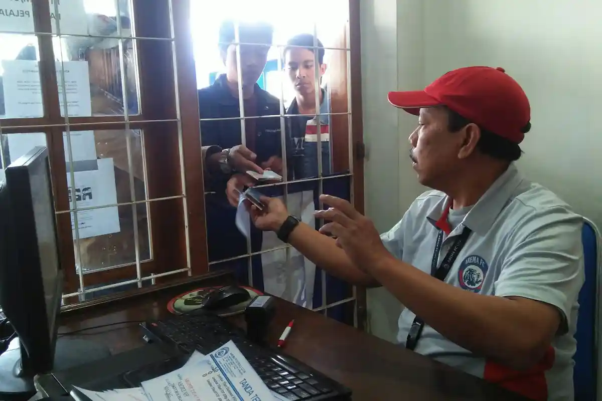 Info Penjualan Tiket Arema FC Vs Persija Jakarta, Aremania Sudah Keluhkan Harga Tiket Melambung