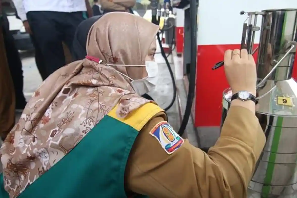 Disdag dan Polresta Balikpapan Sidak SPBU, Pertamina Jamin Kualitas BBM Aman