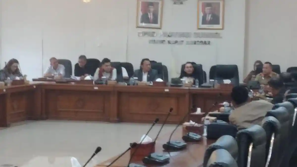 Daftar 4 Pimpinan DPRD Sumsel, Andie Dinialdie Ketua, Raden Gempita, Nopianto dan Ilyas Panji Wakil