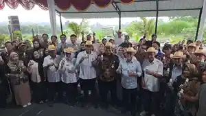 23012026-menko-bidang-pangan-zulkifli-hasan-kunjungi-baturraden-banyumas.jpg