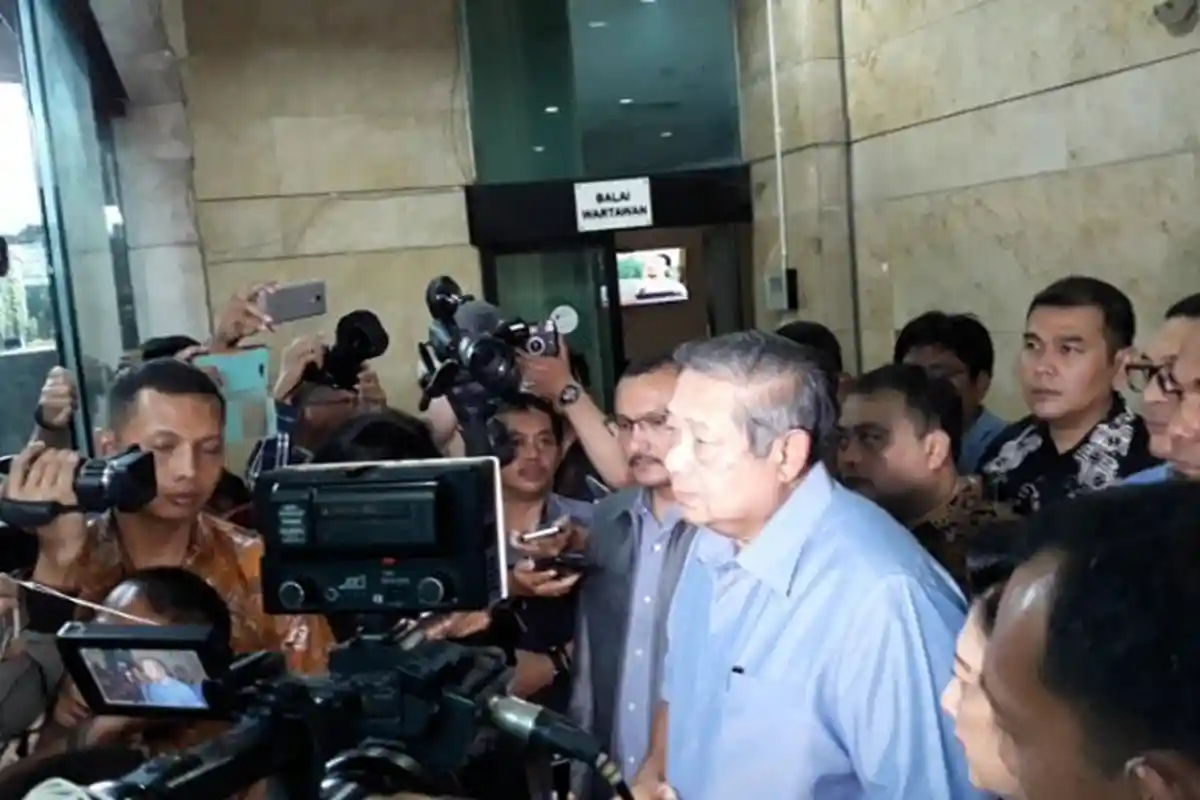 SBY Gusar, Persoalkan Pernyataan Firman di Luar Sidang E-KTP