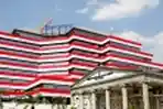Gedung Bank Jateng Dibalut Bendera Merah Putih