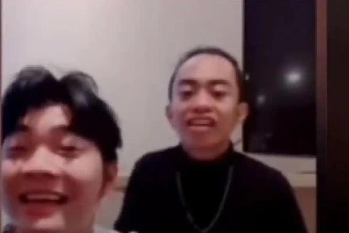 Tak Hanya Ledek Andika, Tri Suaka Nekat Parodikan Gaya Nyanyi Iwan Fals, Zidan Ngakak di Belakangnya