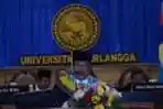 Soekarwo Mendapatkan Gelar Doktor Honoris Causa