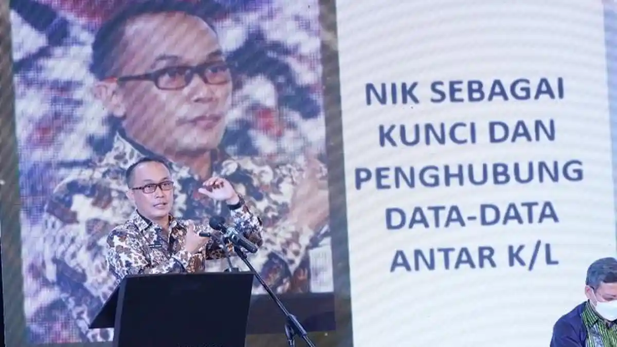 Dukcapil Kemendagri dan PLN Teken MoU Untuk Singkronkan Data 37 Juta Pelanggan Bersubsidi