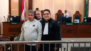 SIDANG-Oknum-ketua-OKP-Bambang-alias-Bembeng-bersama.jpg