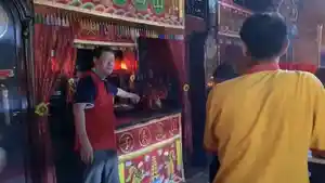 KLENTENG-Gerbang-utama-Klenteng-Kwan-Sing-Bio-Aksi-saling-lapor-kembali.jpg