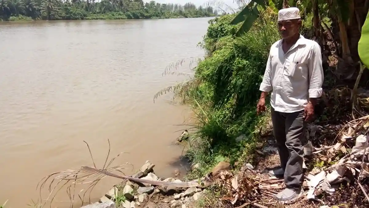 Abrasi Krueng Teunom Ancam Jalan dan Rumah, Warga Minta Pemerintah Tangani Secepatnya