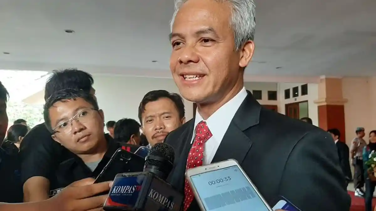 Ganjar Pranowo Duduki Posisi 4 Survei Capres 2024, Bersaing dengan Nama Prabowo, Anies dan Sandiaga