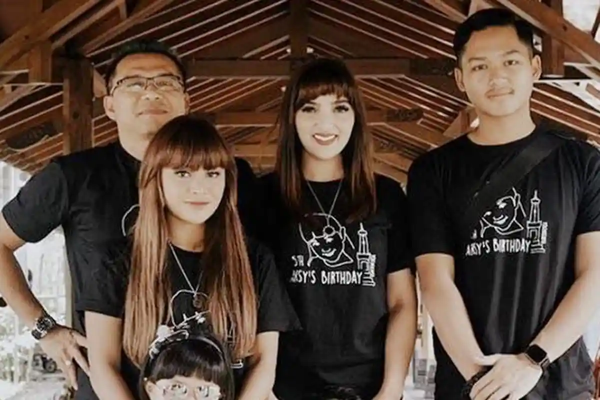 Jarang Pamer Kekasih,Azriel Hermansyah Dikabarkan Dekat dengan Wanita Bali, Anang & Ashanty Bereaksi