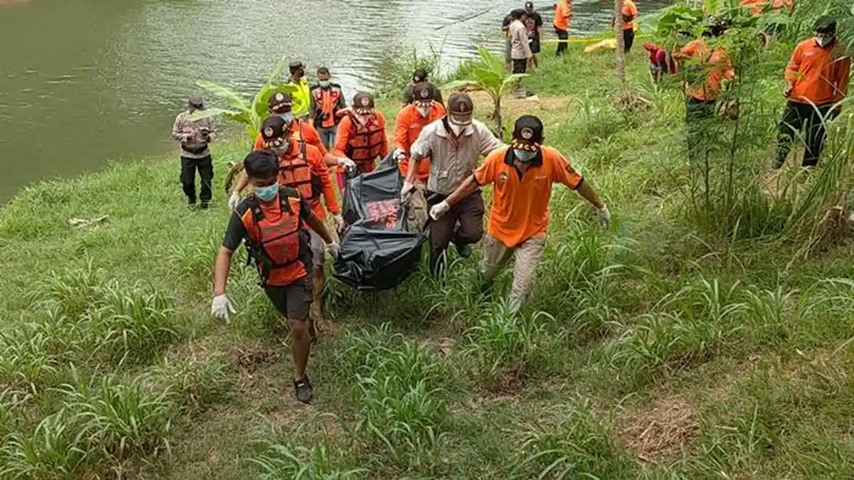 Jasad Pria Tanpa Identitas Ditemukan Mengapung di Sungai Serang Kulon Progo