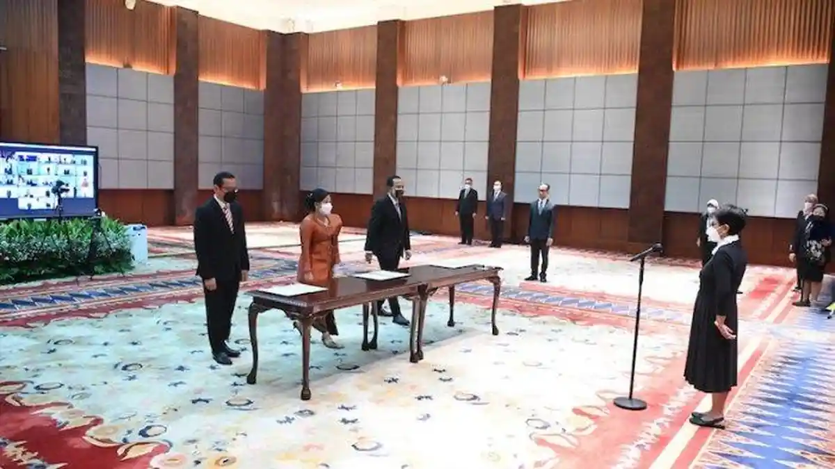 Retno Lantik 23 Pejabat Tinggi Kemlu, Gede Ngurah Swajaya Jadi Dirjen Amerika dan Eropa