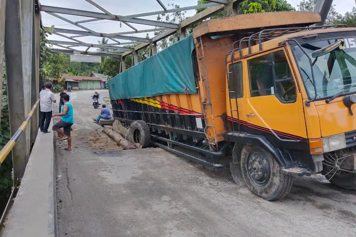 Rusak Parah, Jembatan Sei Ular Akan Ditutup, Kendaraan Bakal Dialihkan ke Jalur Alternatif