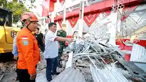 MENINJAU-Gubernur-Sulawesi-Utara-Yulius-Selvanus-Komaling-YSK-000034.jpg